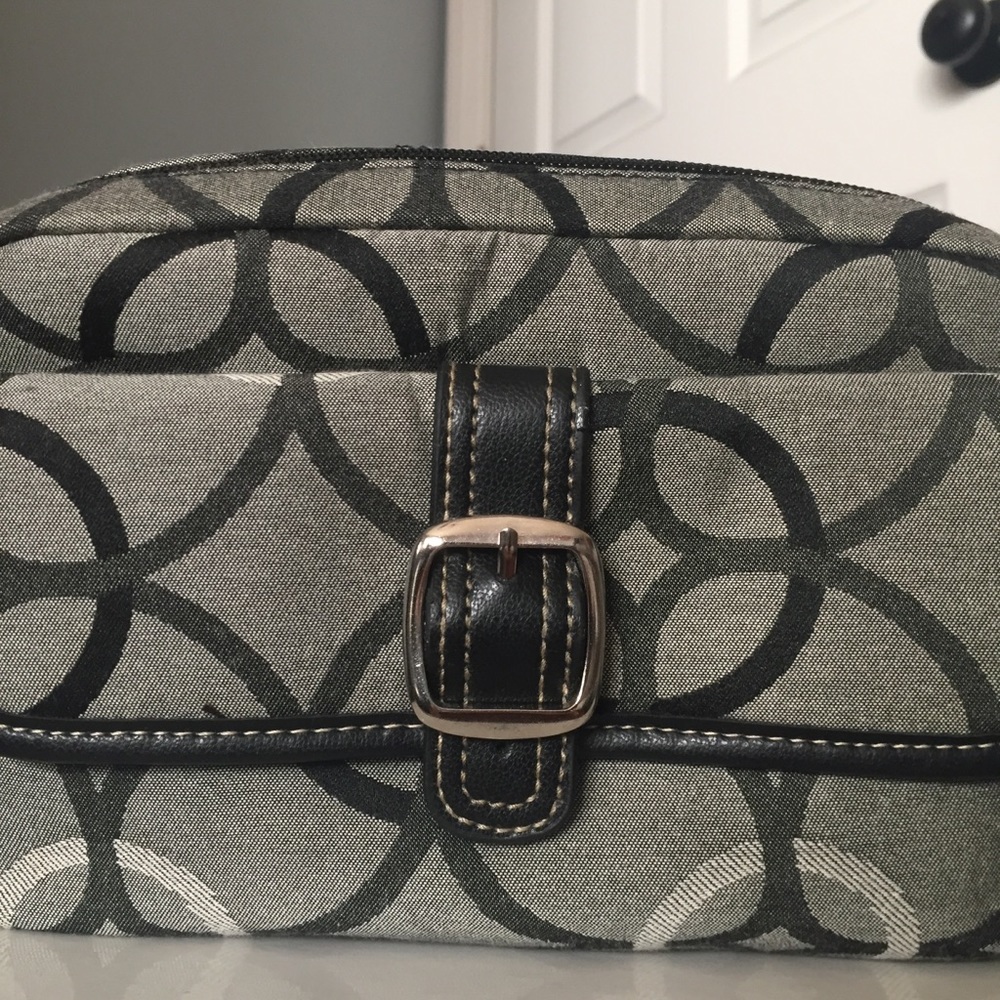 Brand new/ unworn Gray Crossbody Purse Bag - Picture 2 of 6